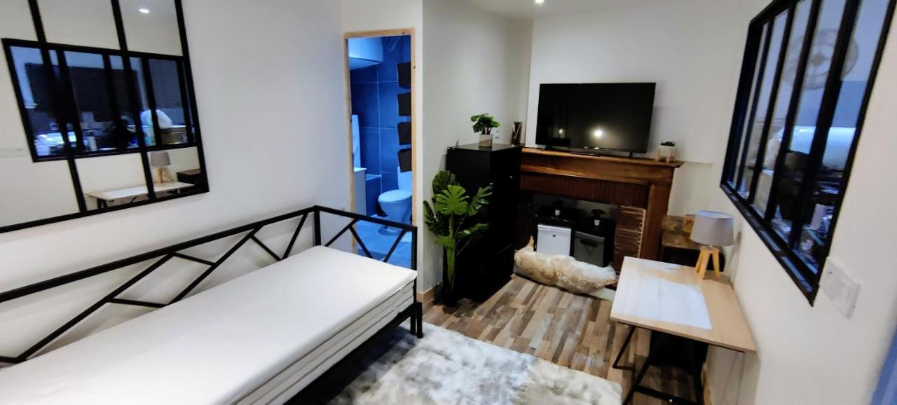 Hebergements Entiers Two Homes T1 Bas Or T1 Haut -Aux Terrasses Du Pech 푸아 외부 사진